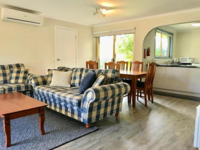 250m to the beach! Comfortable and Convenient